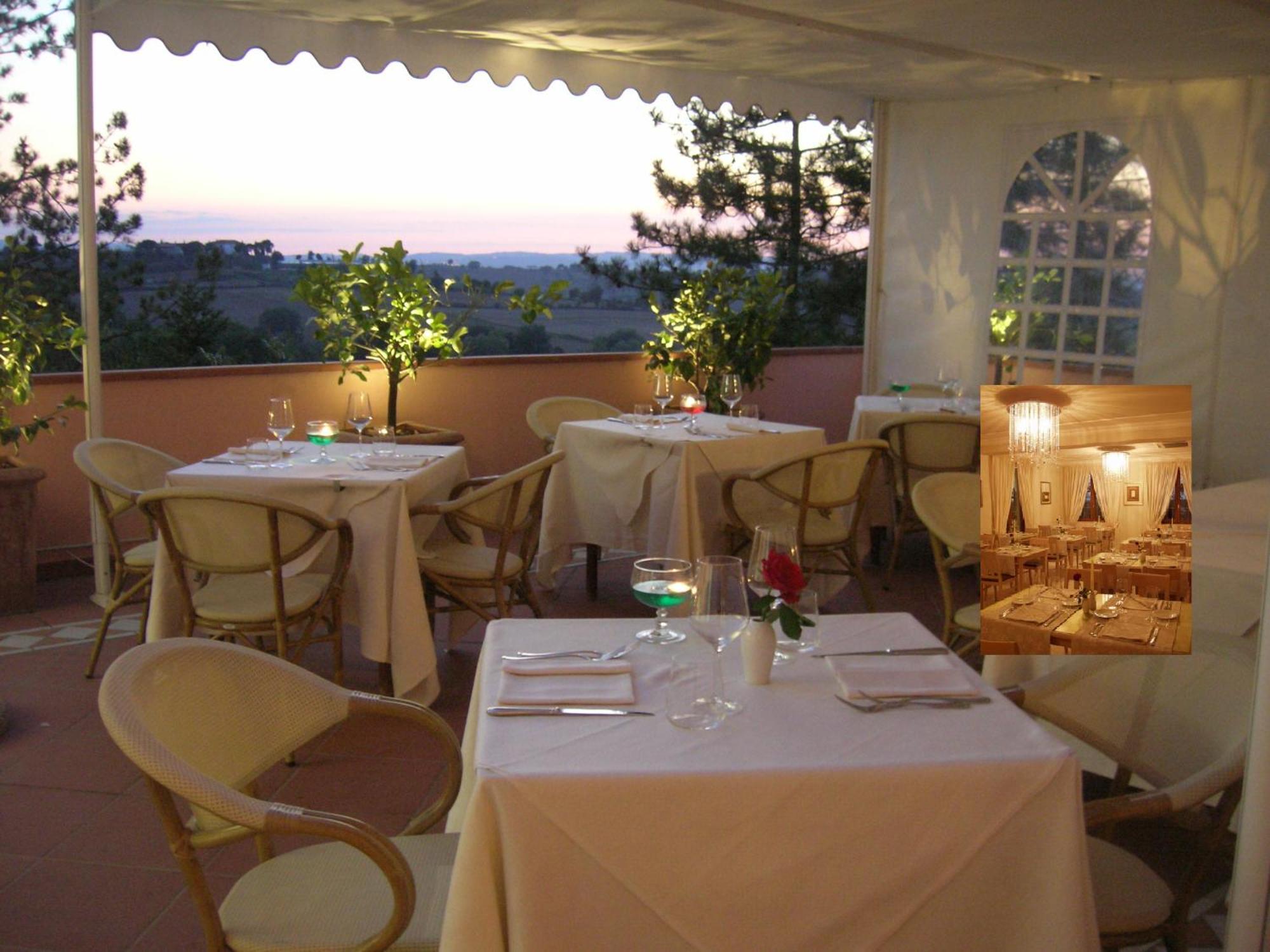 Hotel Ristorante Farneta コルトーナ エクステリア 写真