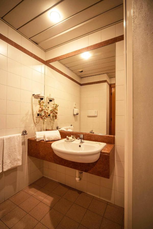 Hotel Ristorante Farneta コルトーナ エクステリア 写真