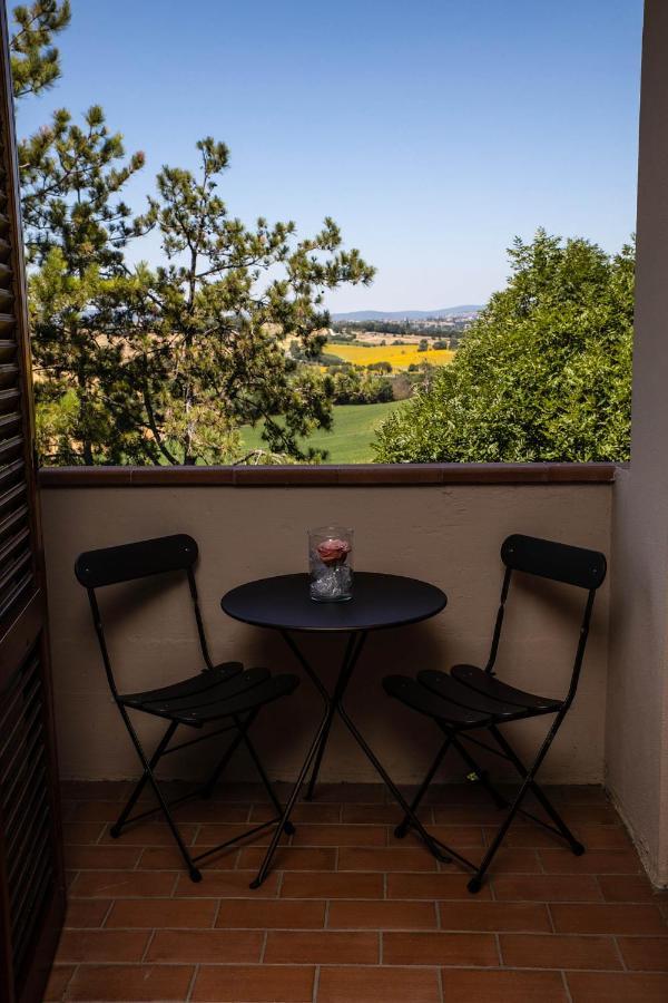 Hotel Ristorante Farneta コルトーナ エクステリア 写真